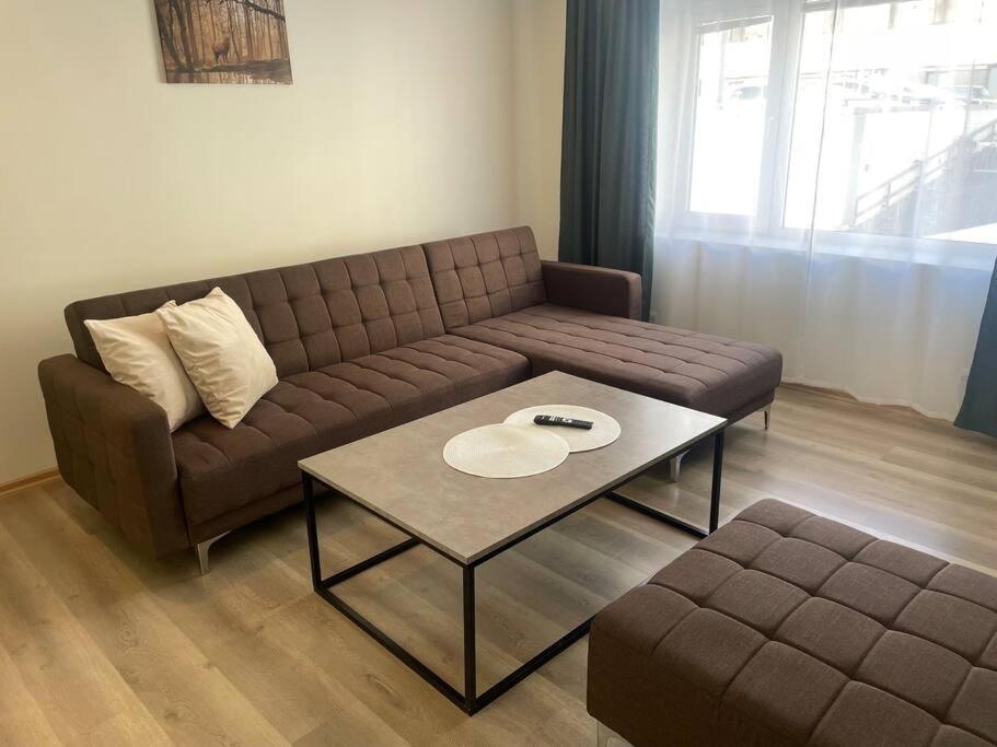 3 Rooms Apartment In Center Alesund Exterior photo