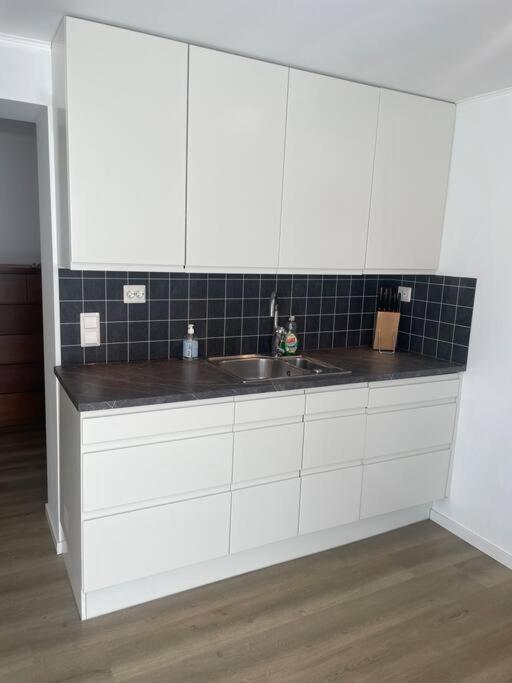 3 Rooms Apartment In Center Alesund Exterior photo