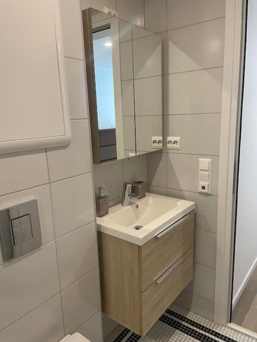 3 Rooms Apartment In Center Alesund Exterior photo