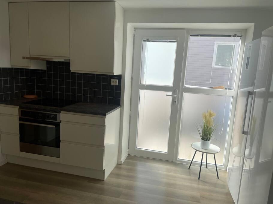 3 Rooms Apartment In Center Alesund Exterior photo