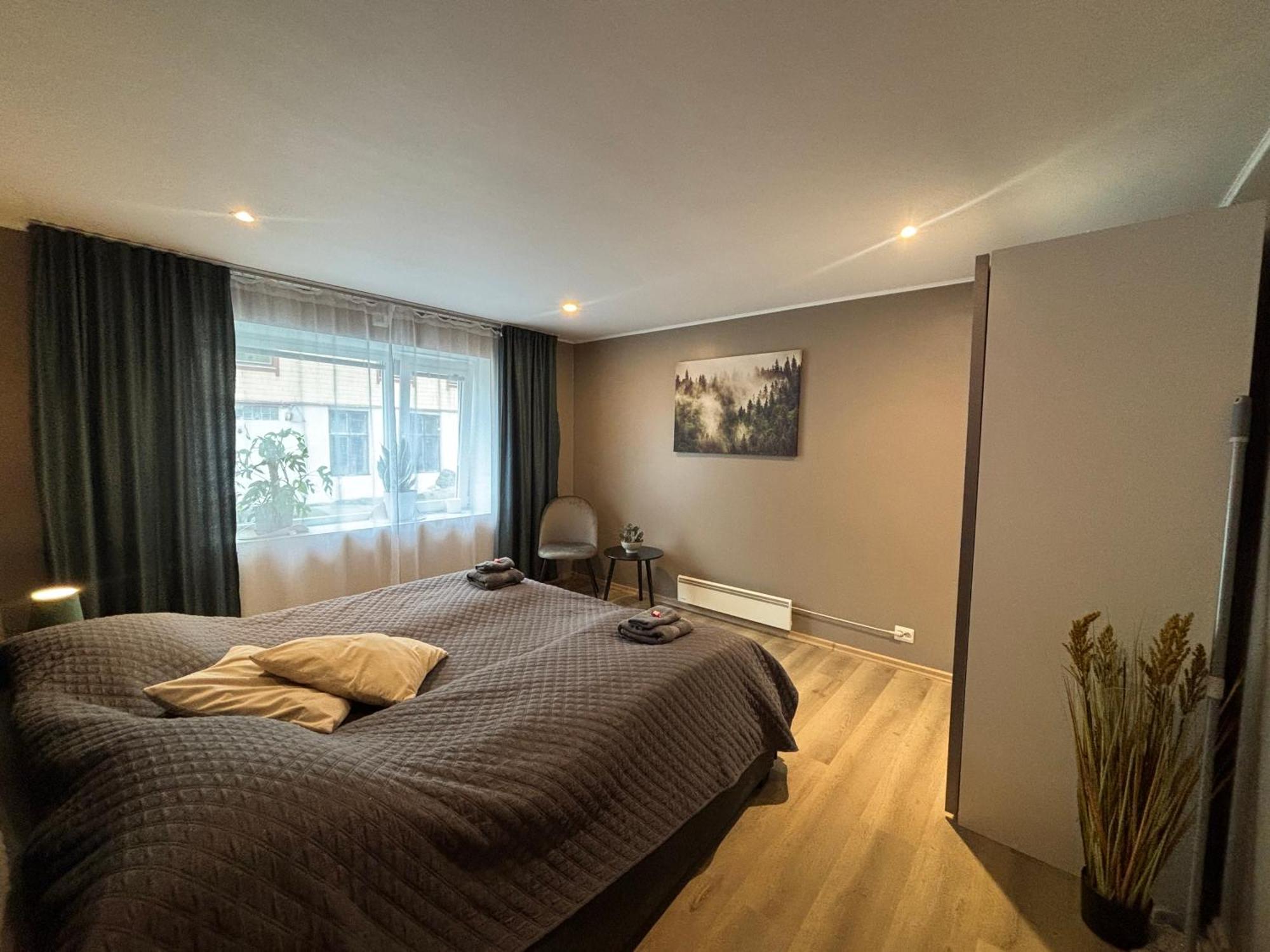 3 Rooms Apartment In Center Alesund Exterior photo